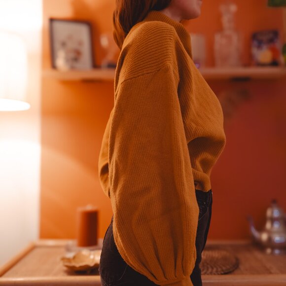 Vintage Yellow Sweater - Picture 3 of 3